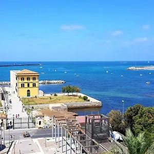 Almare - Sea Front Apartment Livorno