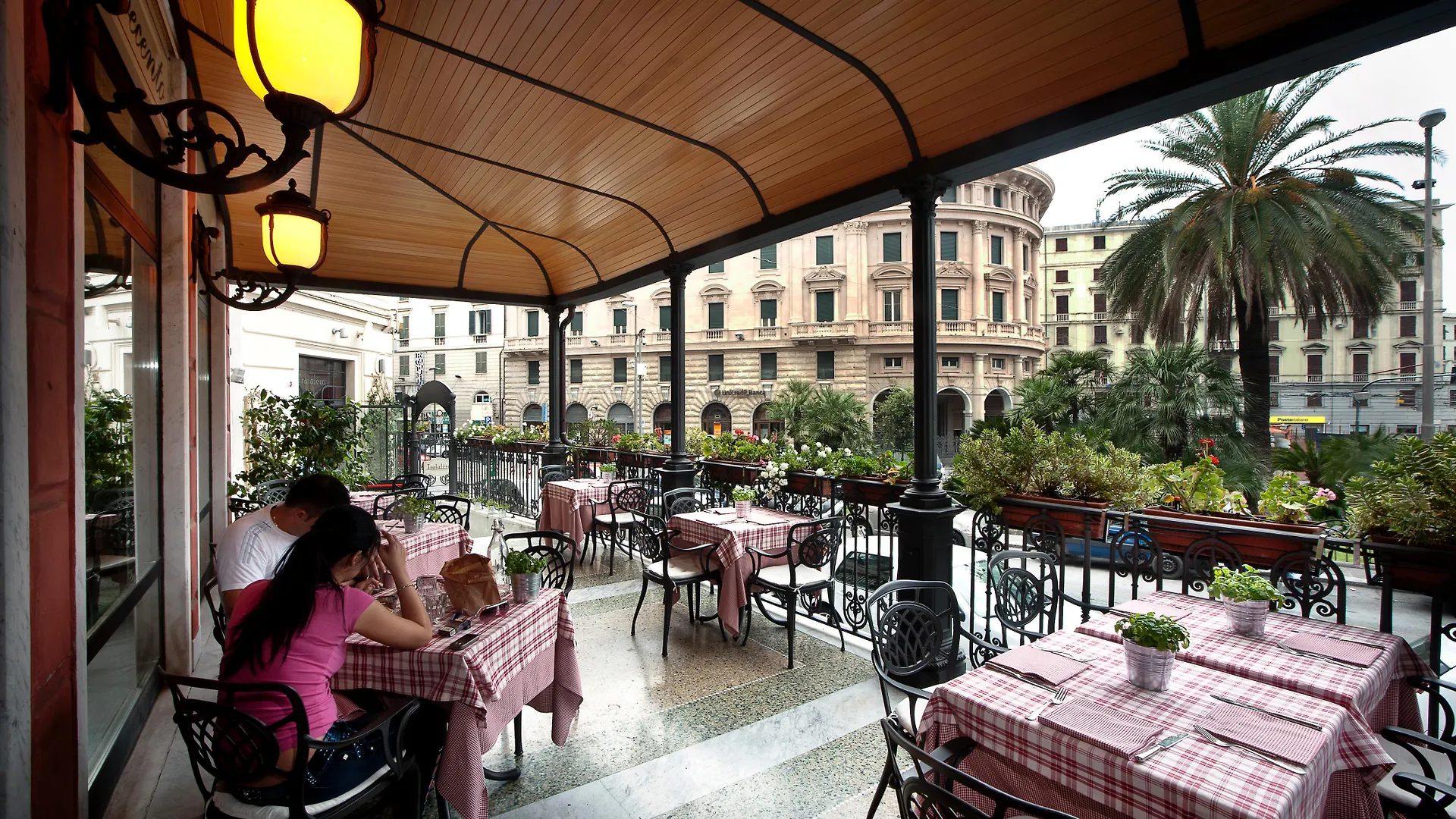 Hotel Continental Genova 4*,  Italien