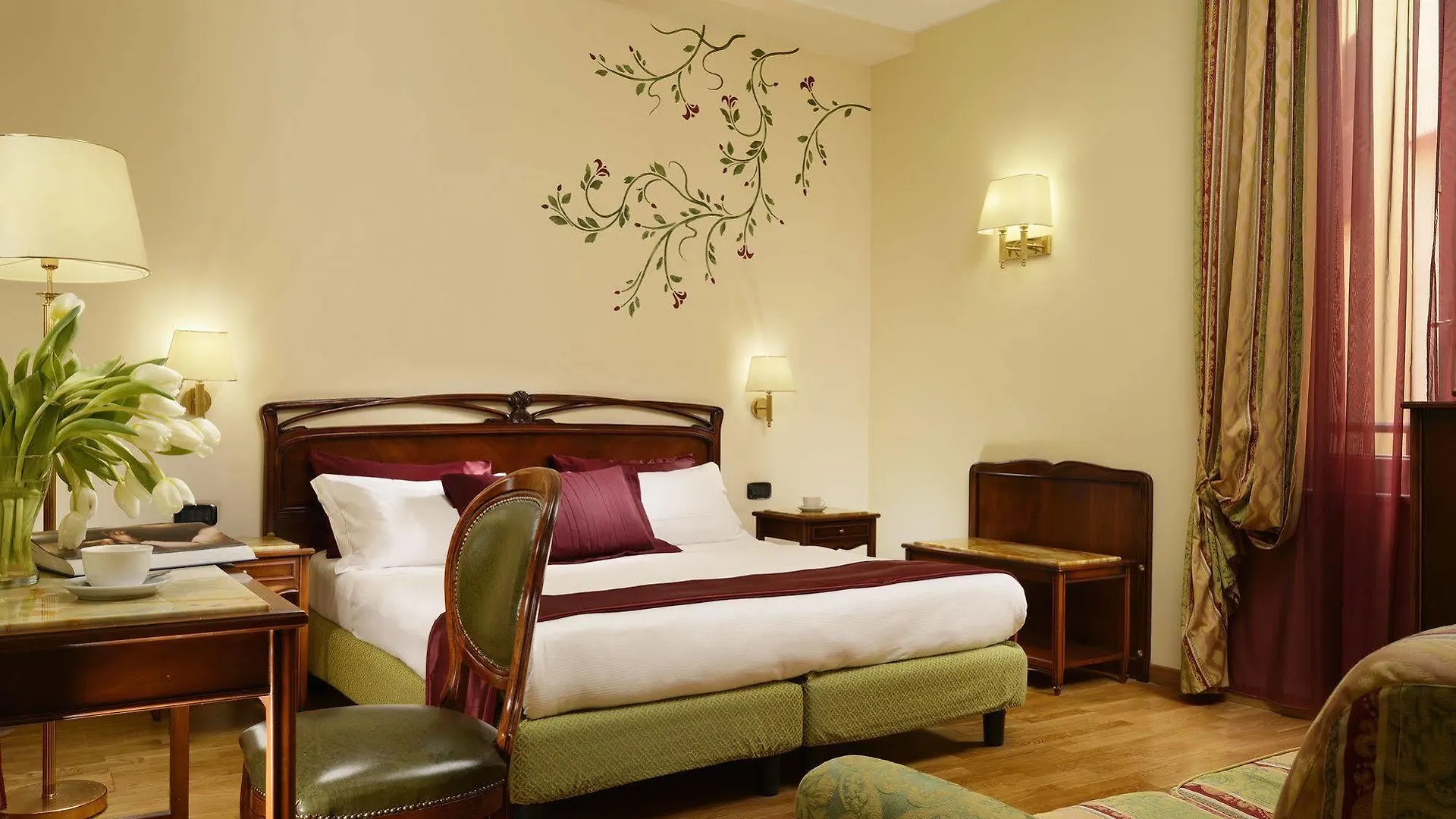 Hotel Continental Genova 4*,  Italien